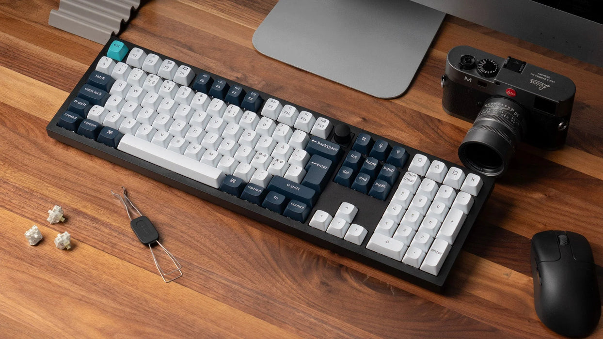 Keychron Q6 Max Carbon Black RGB Fullsize ISO UK Jupiter Red