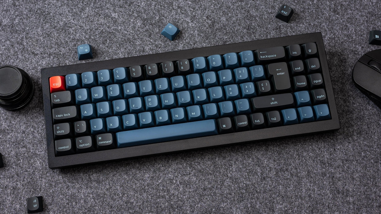 Keychron Q7 Carbon Black RGB 70% ISO UK Gateron G Pro Brown